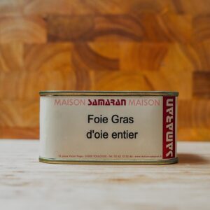 Foie gras d'oie entier dans une boite fer
