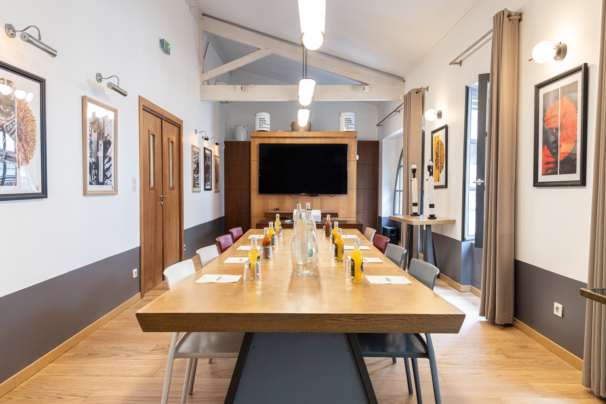 Salle Spot entreprise